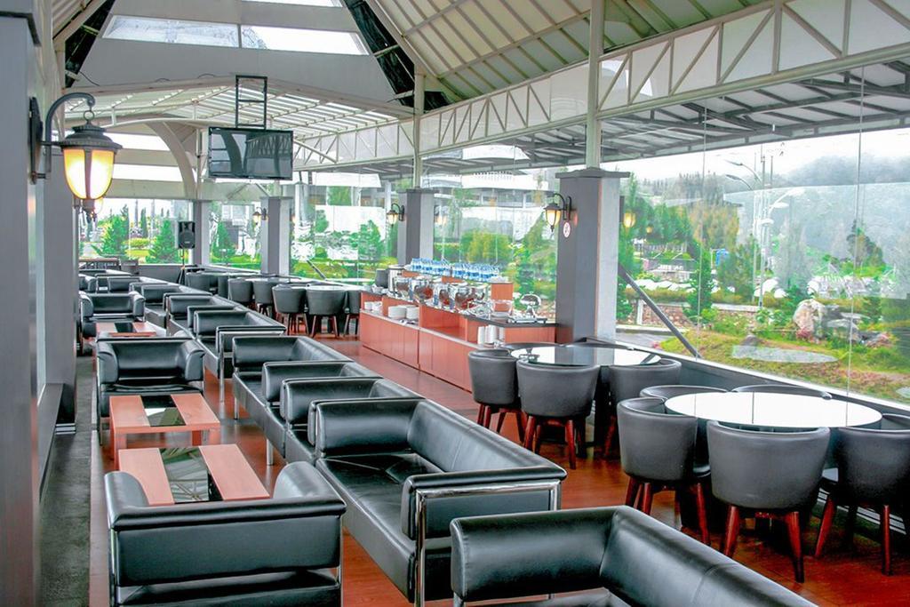 Taman Simalem Resort Tongging Екстериор снимка