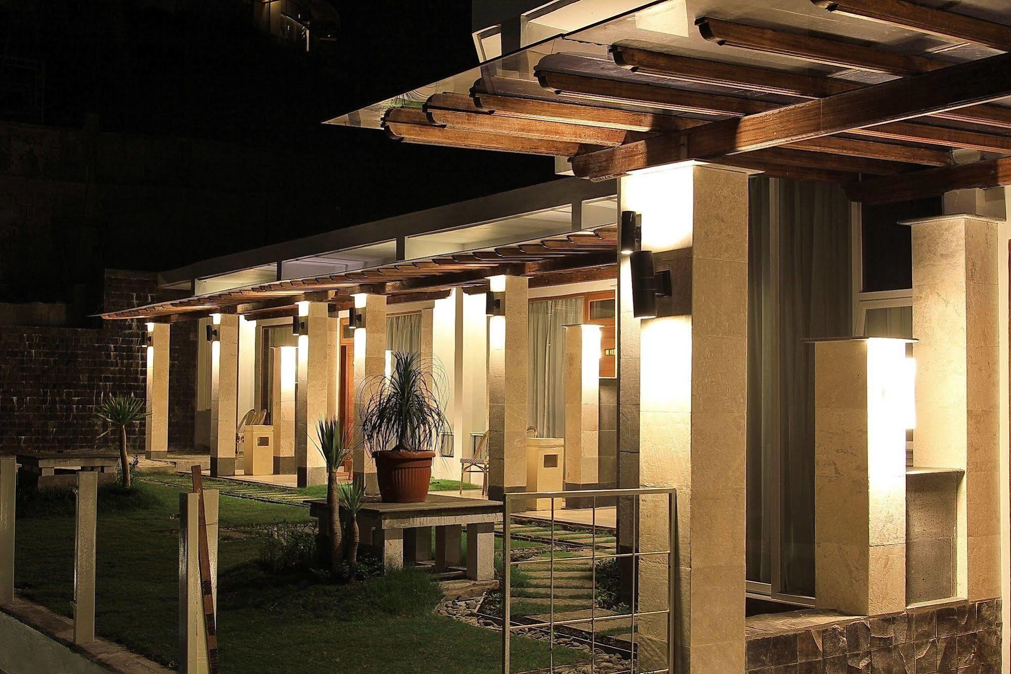 Taman Simalem Resort Tongging Екстериор снимка